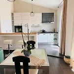 Flat 5 Apartment