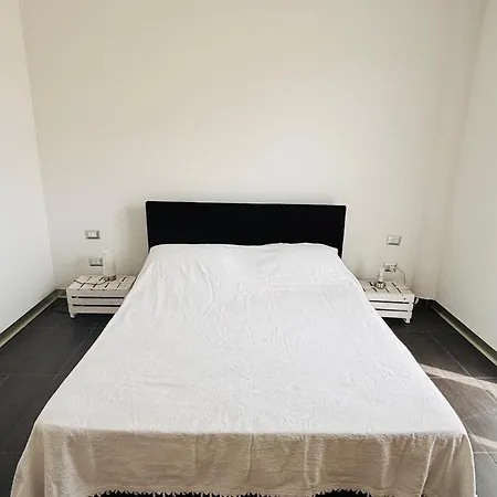 アパート Flat 5 *