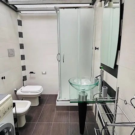 Flat 5 * Oristano